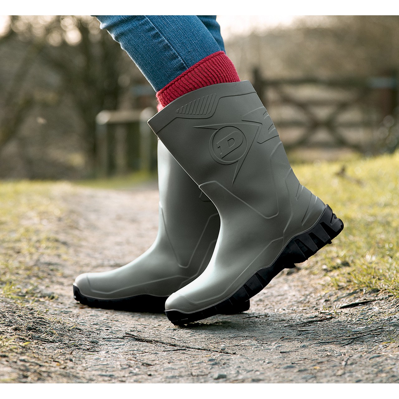 UK 4/EU 37 | Dunlop Wide Top Wellies | Scott's of Stow