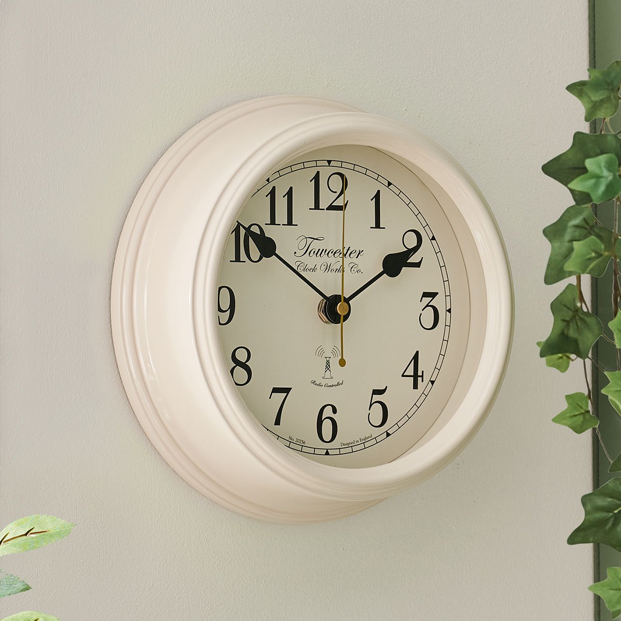 Radio Controlled Wall Clock