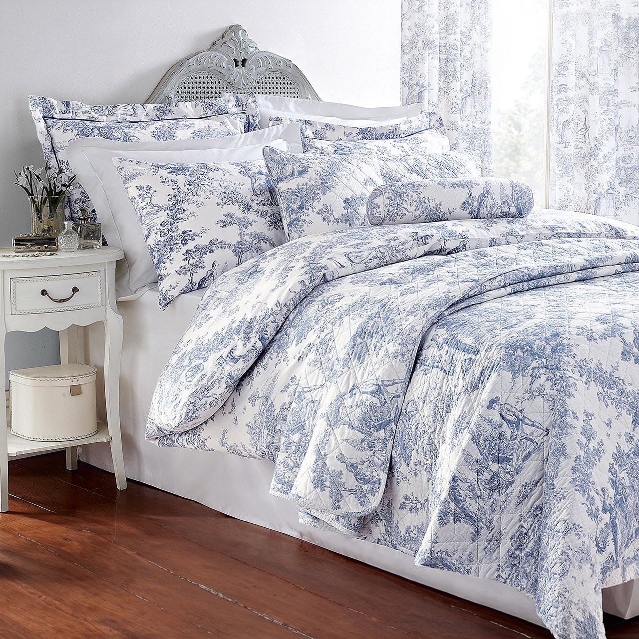 Toile de Jouy Duvet Cover