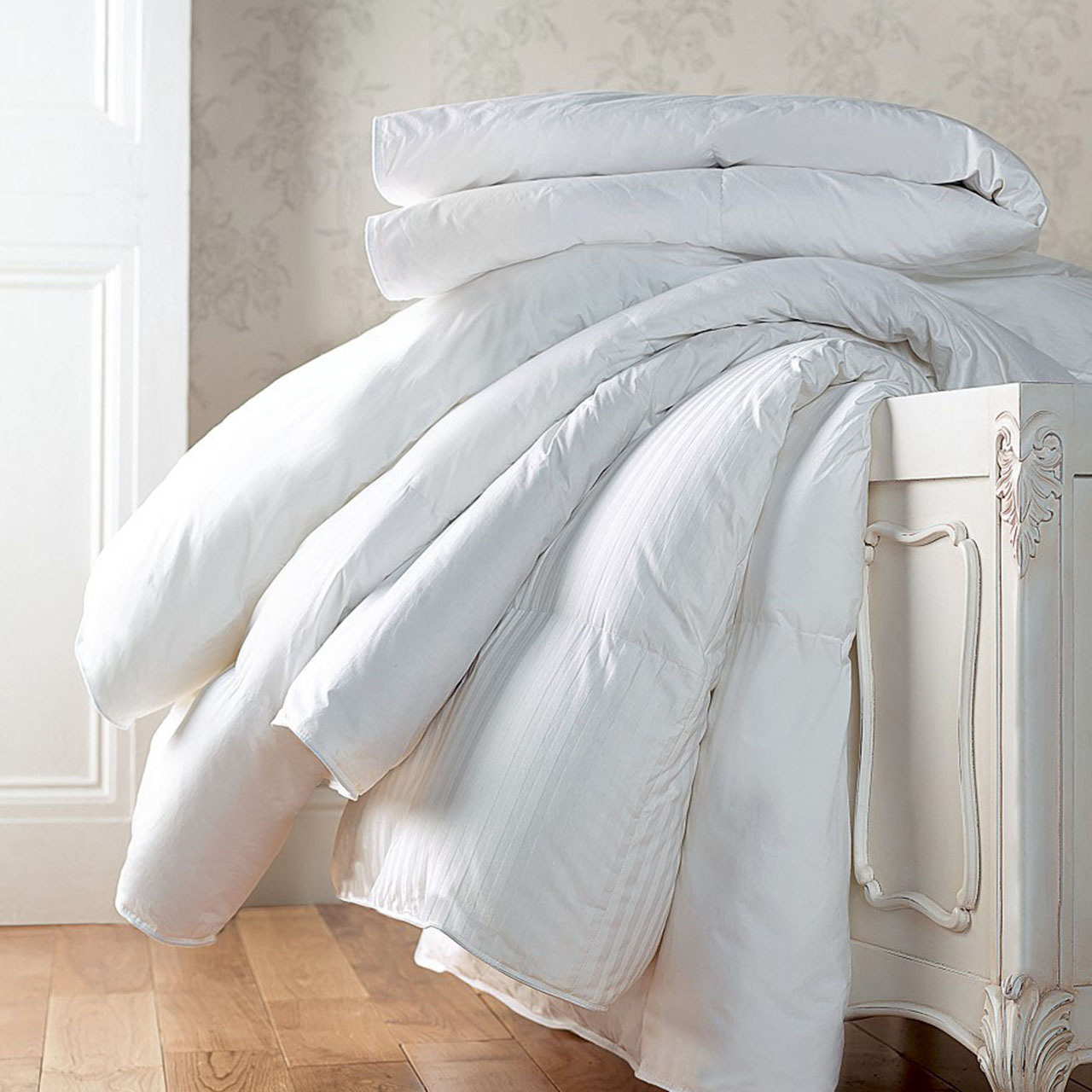 Luxury Goose Feather and Down All Seasons Duvet