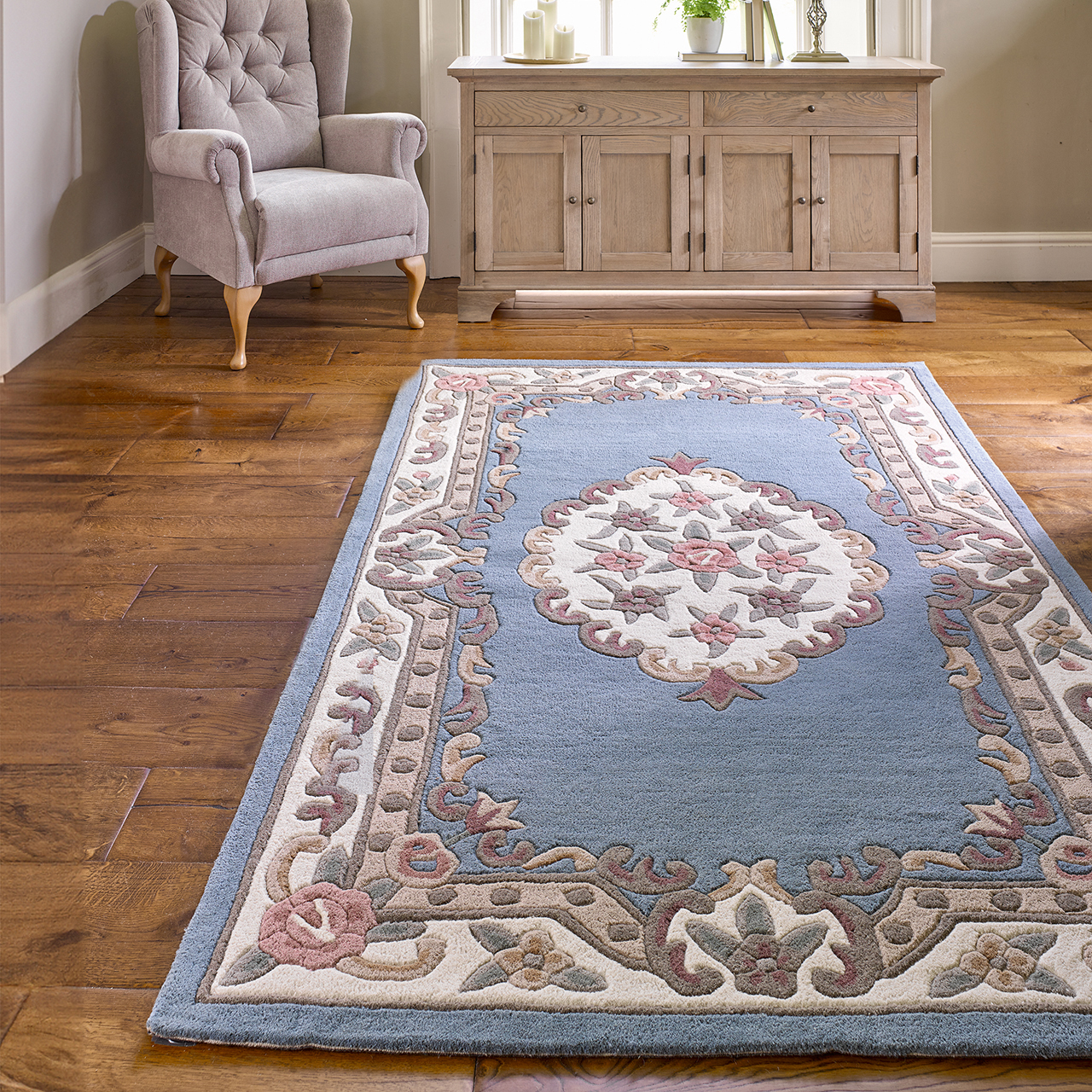 Traditional Hand Tufted and Sculpted Pure Wool Rug