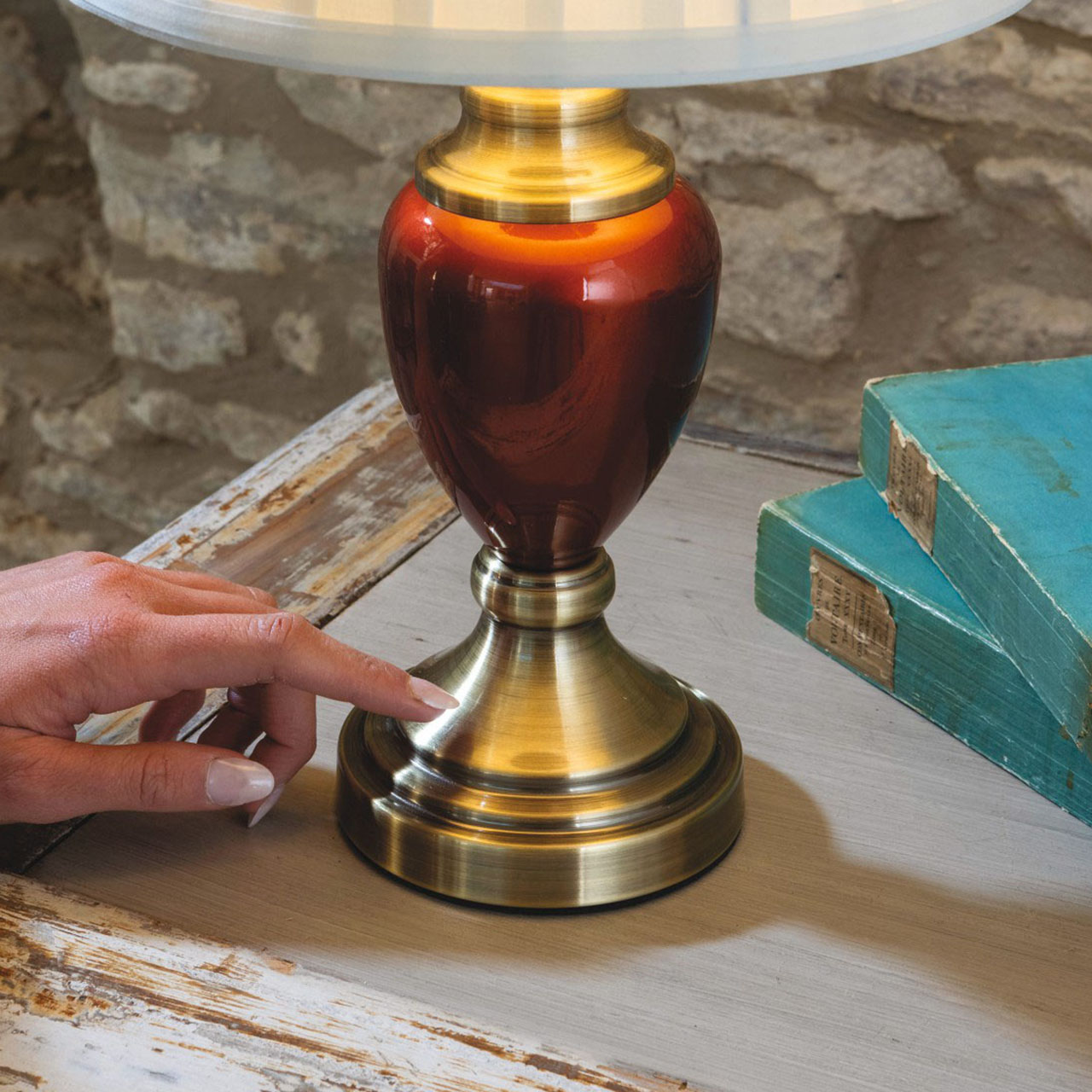 Bailey Touch Control Lamp
