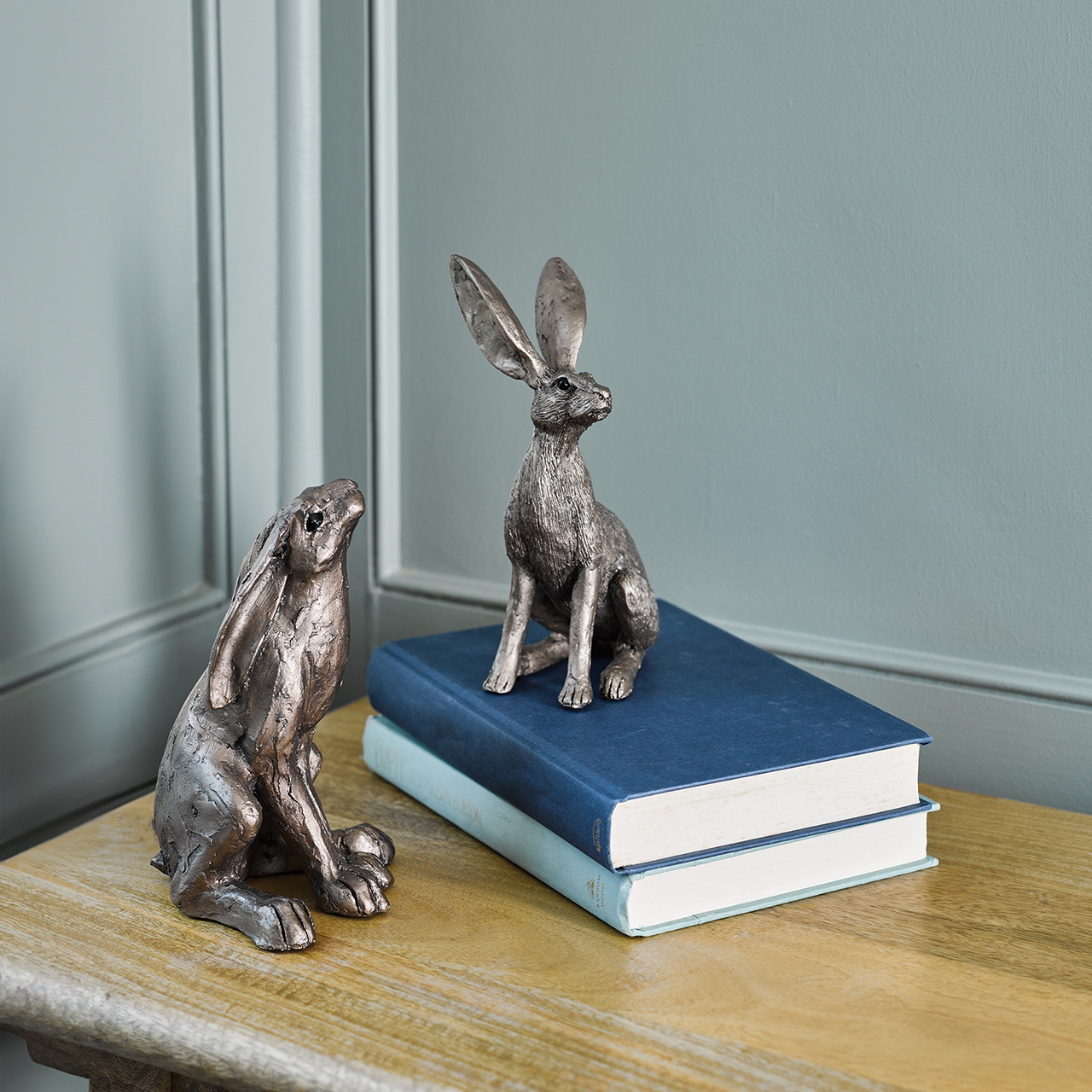 Moongazing Hare Sculpture