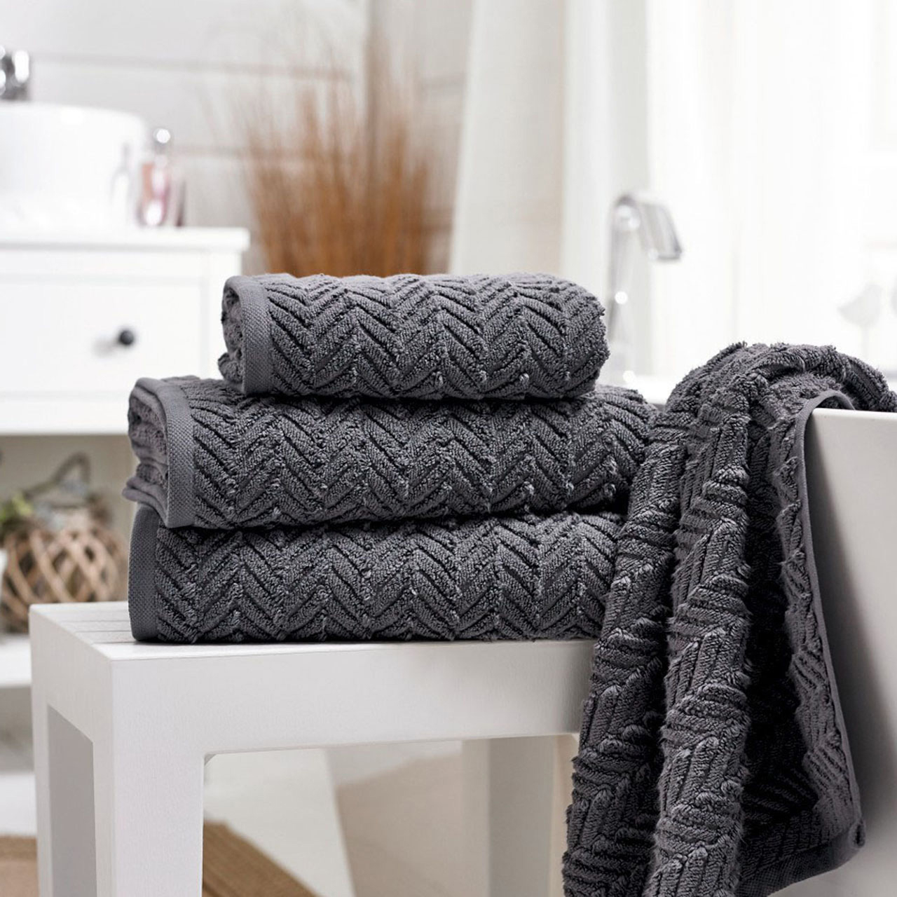 Gray chevron bath deals towels