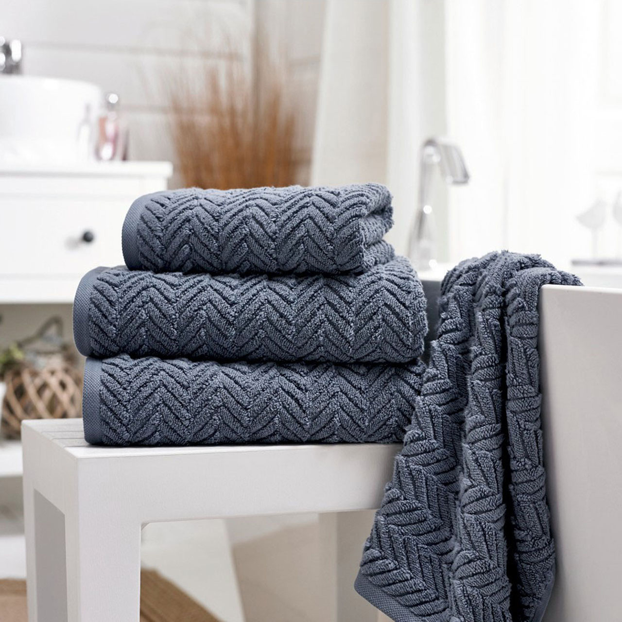 Chevron best sale bath towels