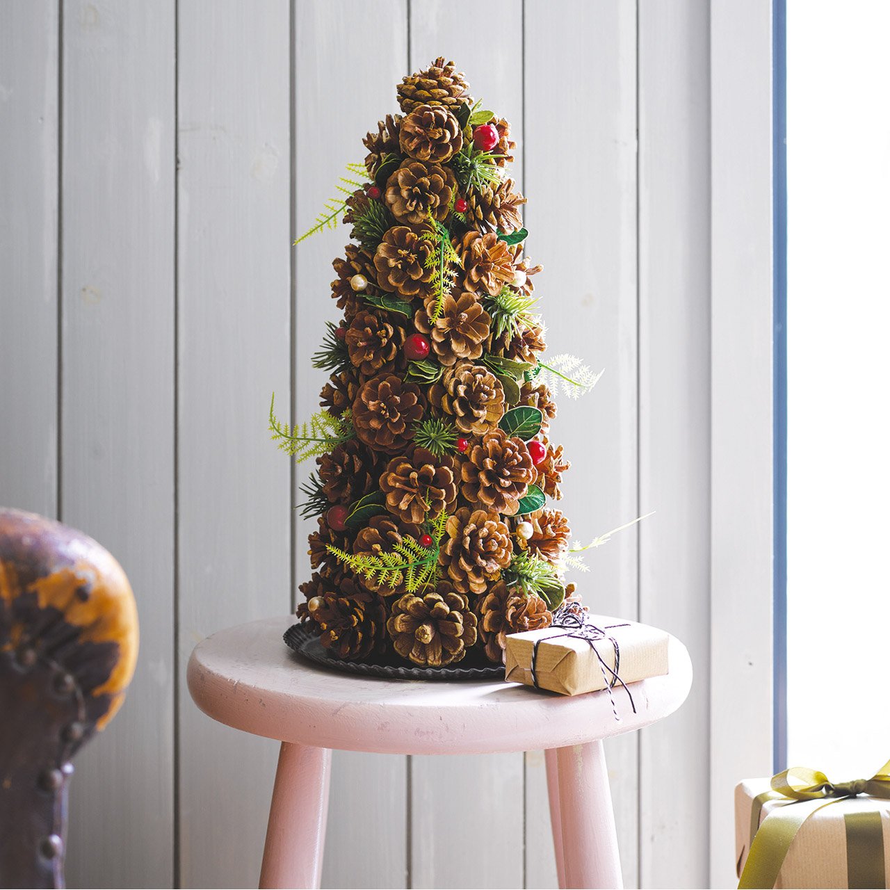 Painswick Natural Pinecone Tree