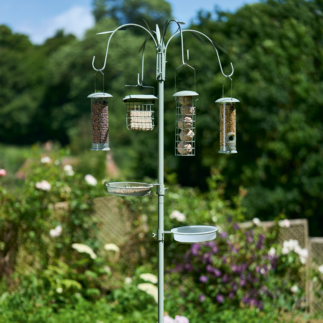 Complete Bird Feeding Station