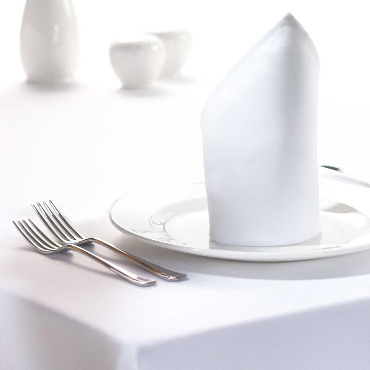 Restaurant Quality Tablecloths and Napkins