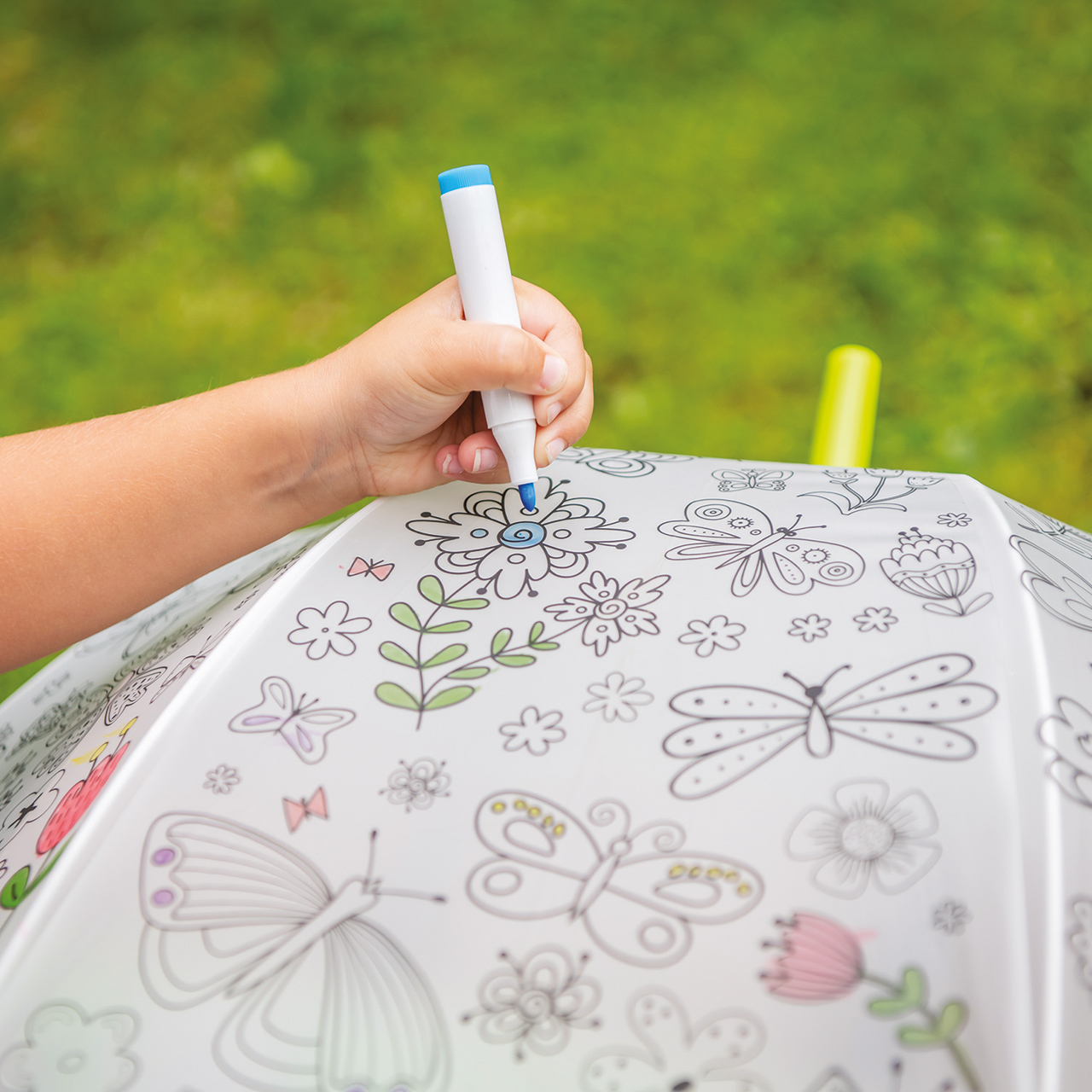 Kids? Colour-In Umbrella