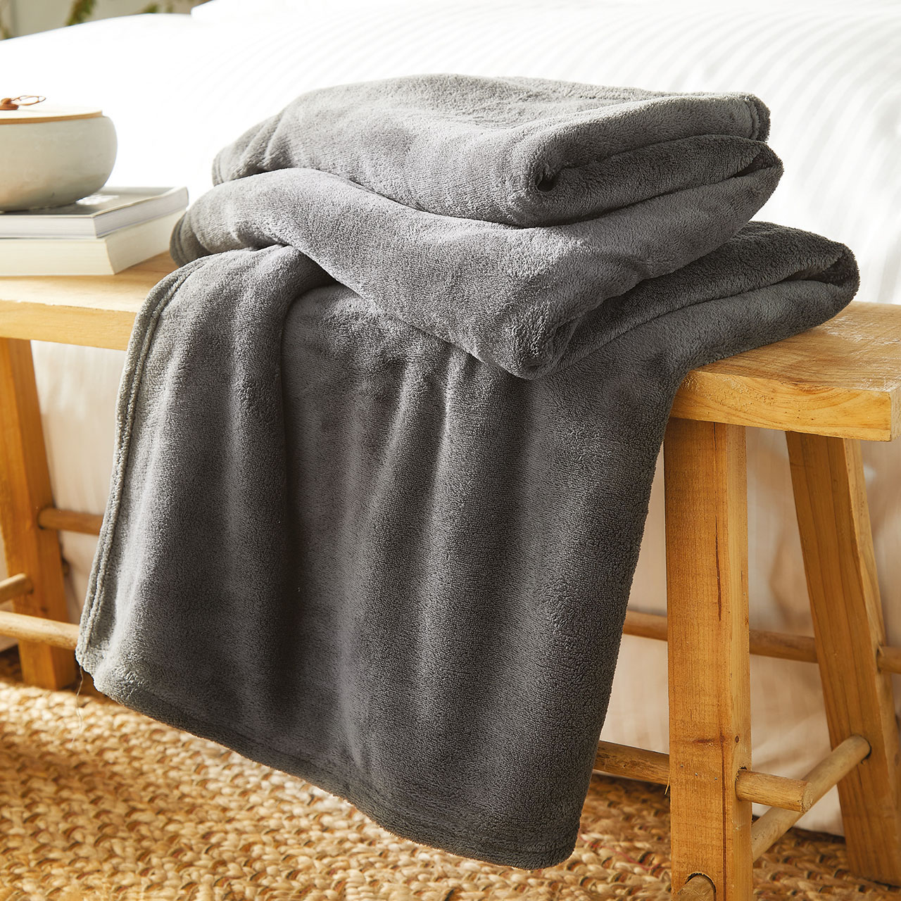 Snuggle Touch Microfibre Throw - Extra Large