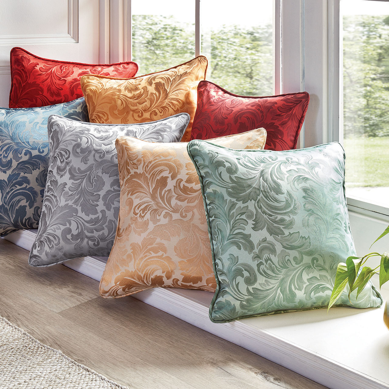 Buckingham Filled Jacquard Cushion