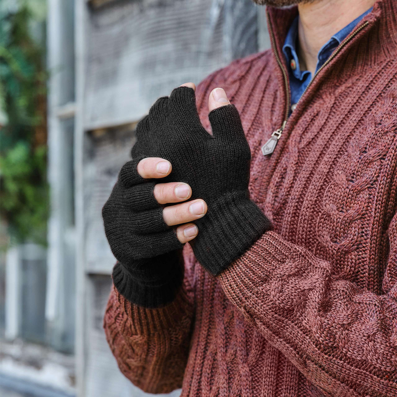 Mens Essential Lambswool Fingerless Glove