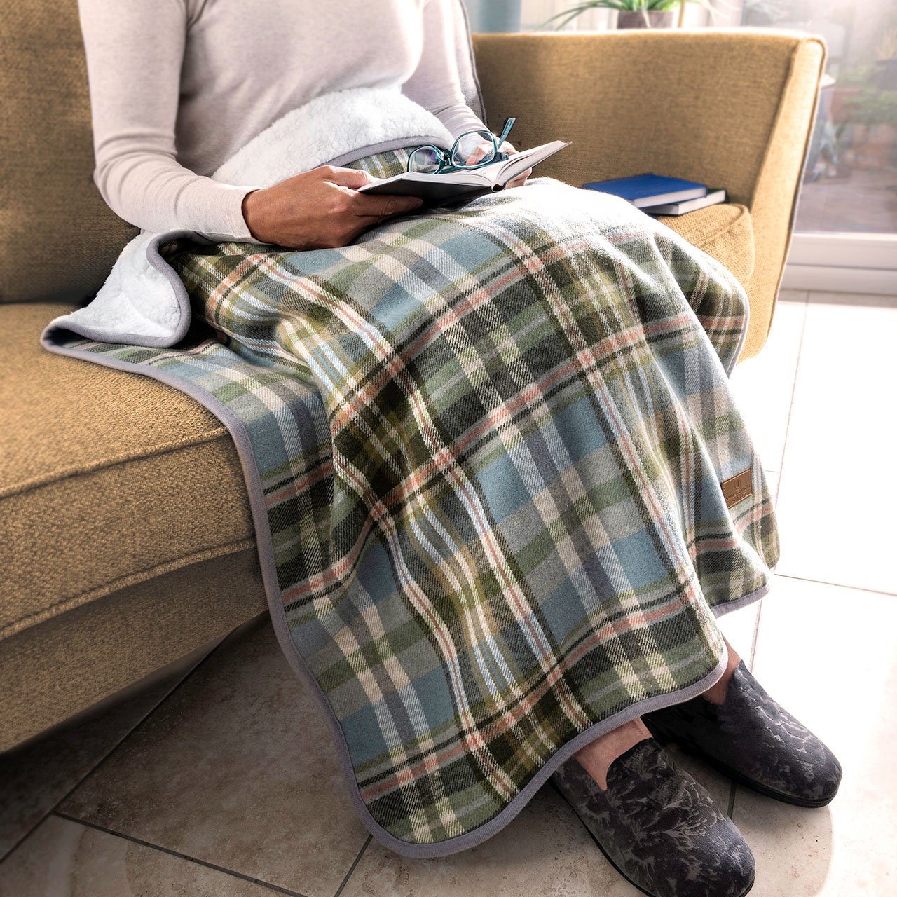 Tartan Check Fleece Lap Blanket