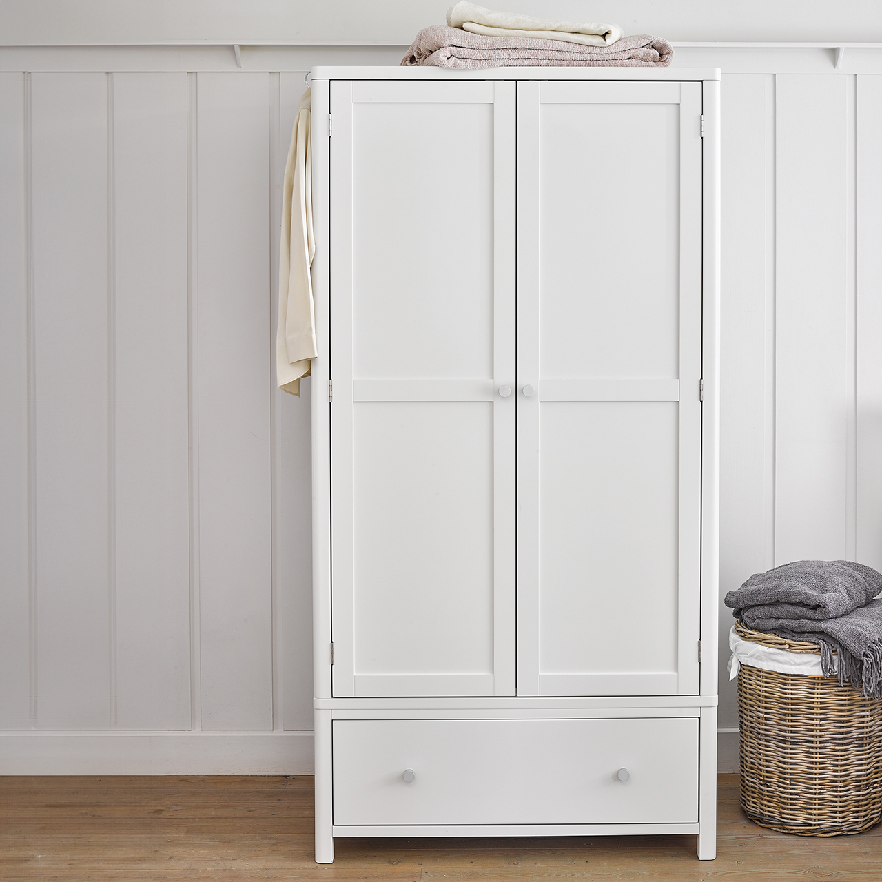 Charlbury Double Wardrobe