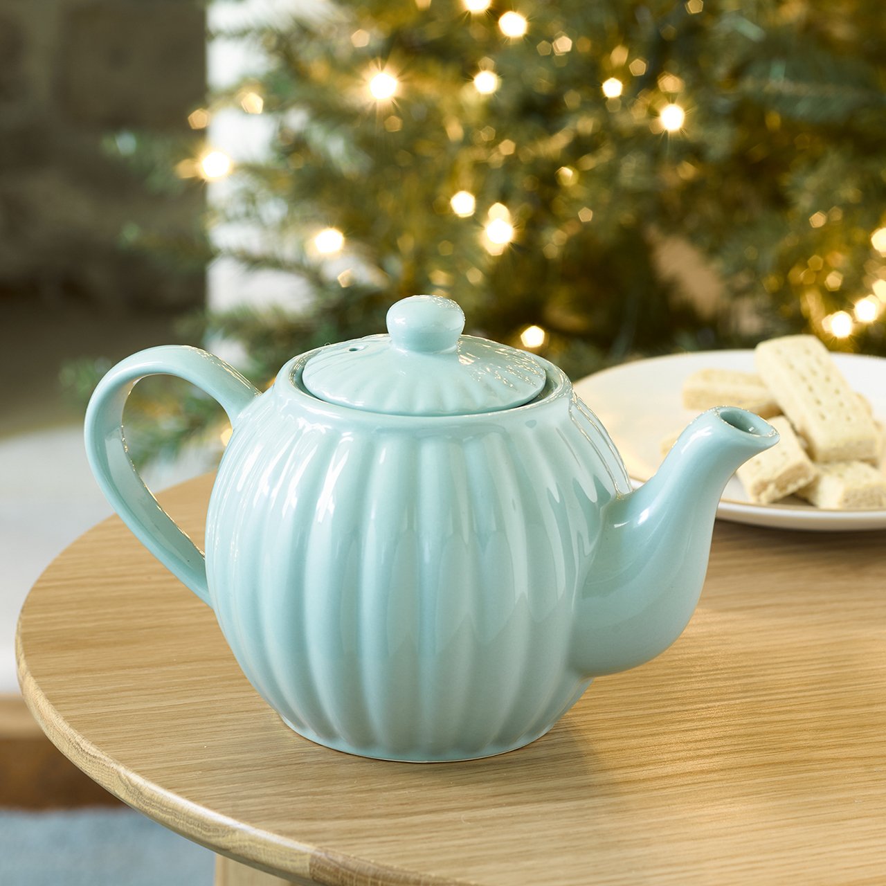 Ribbed 6-Cup Teapot