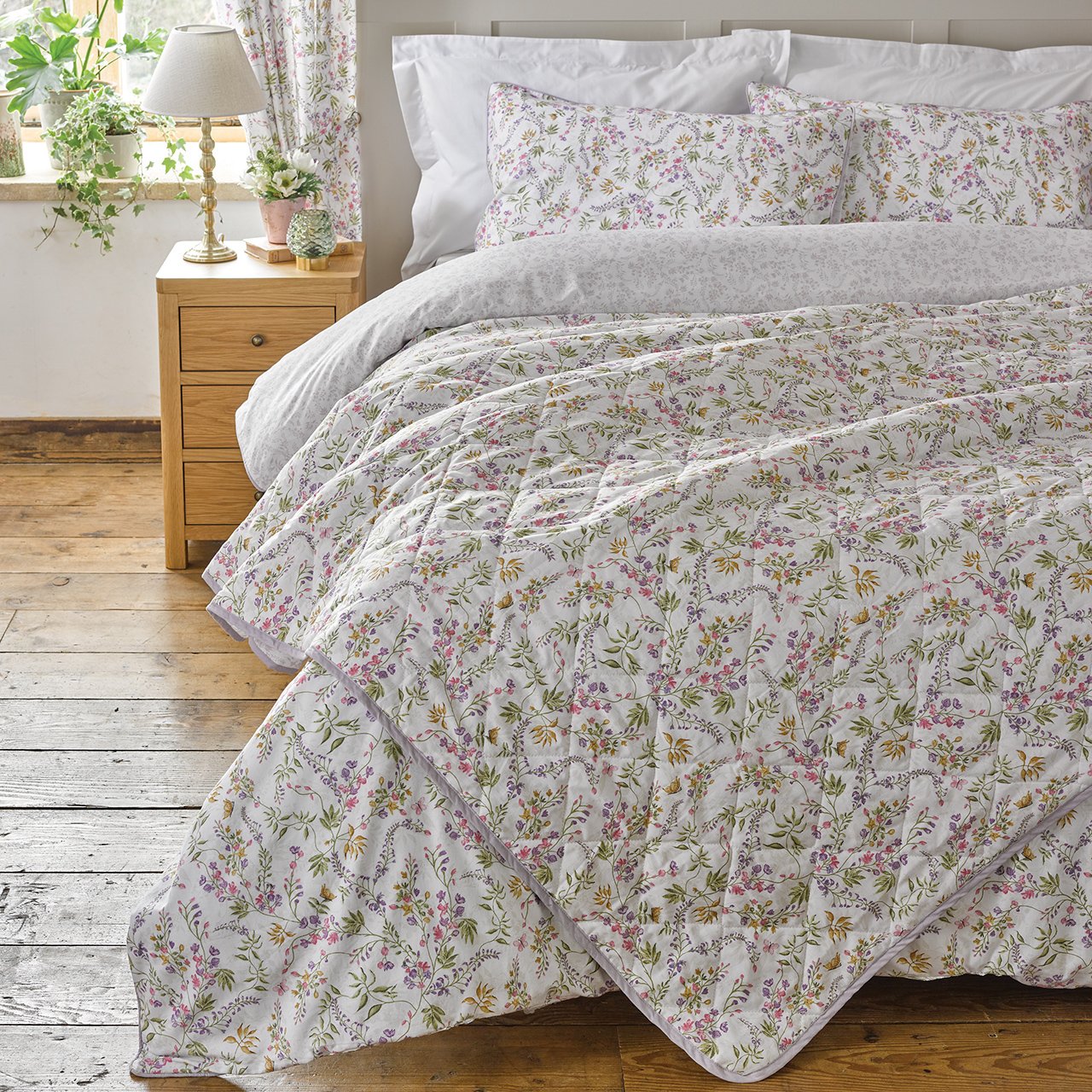 Cottage Garden Reversible Bedspread