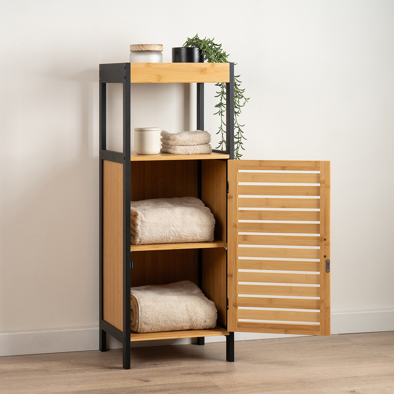 Bathroom Small Shelves and Cupboard