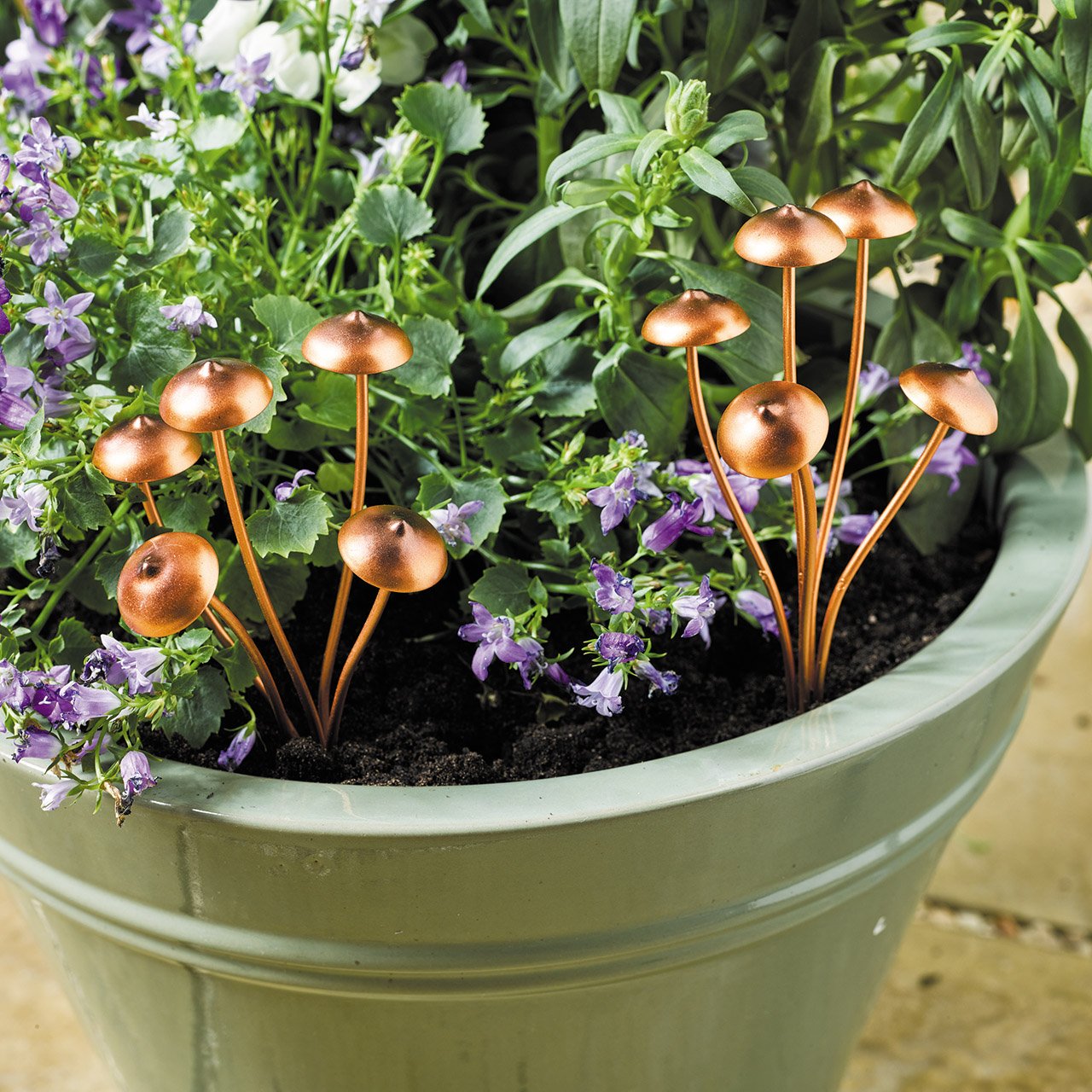 Set of 2 Metal Mushrooms