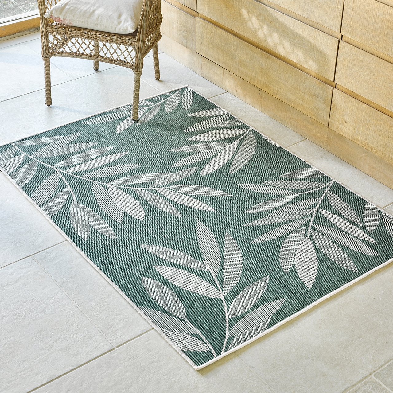 Trailing Leaves Indoor Outdoor Rugs