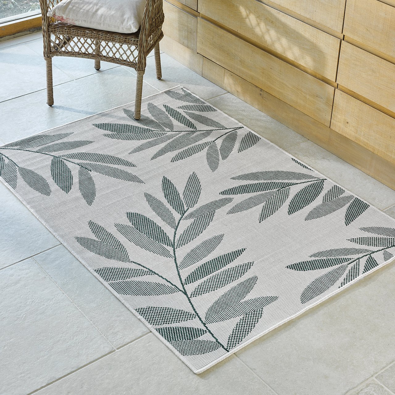 Trailing Leaves Indoor Outdoor Rugs