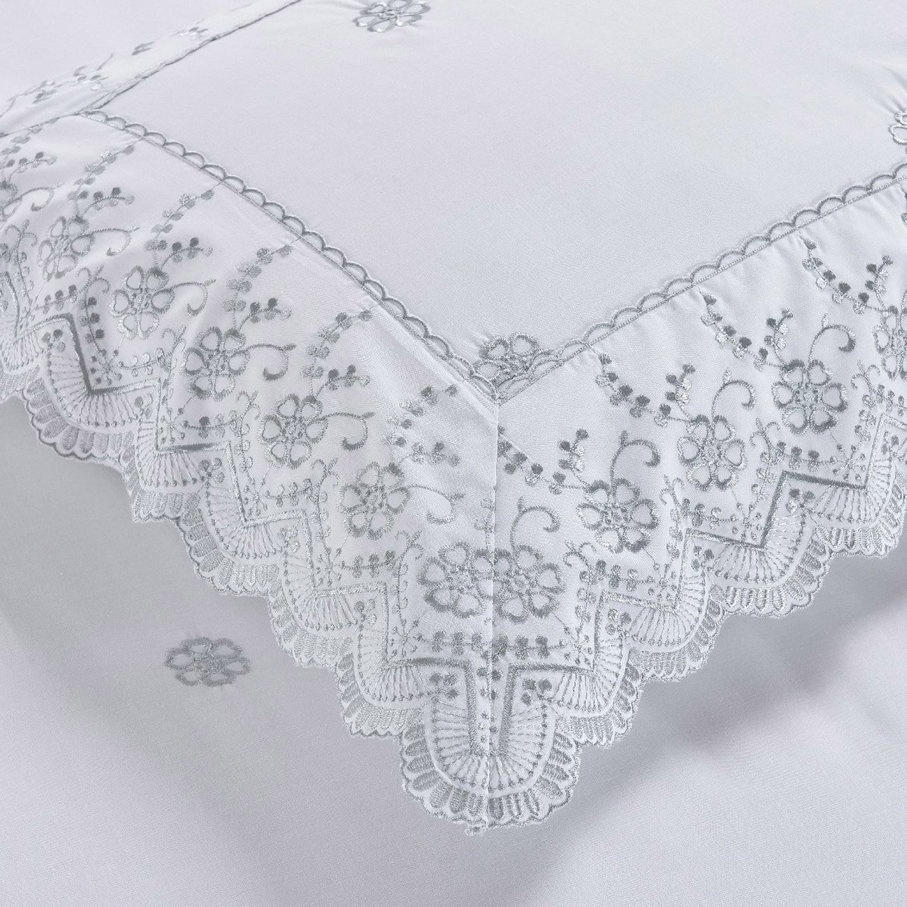 Arianna Duvet Set