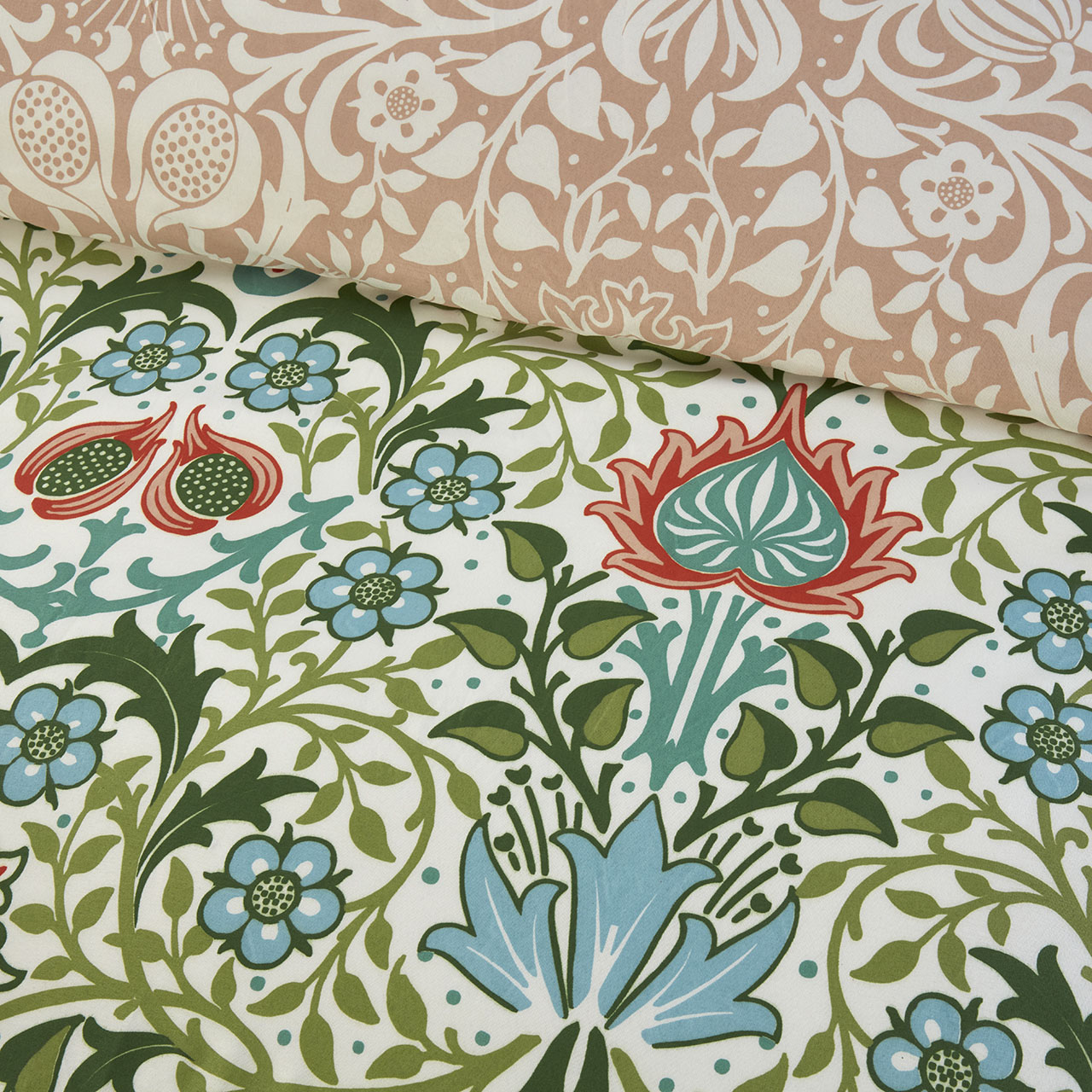 Avening Duvet Set
