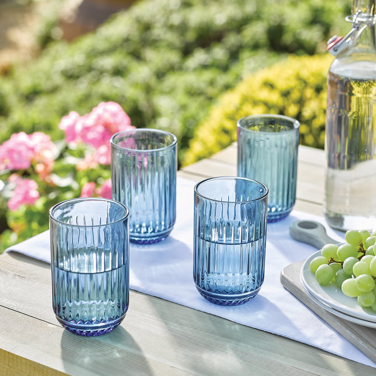 Coloured Glass Tumbler Set