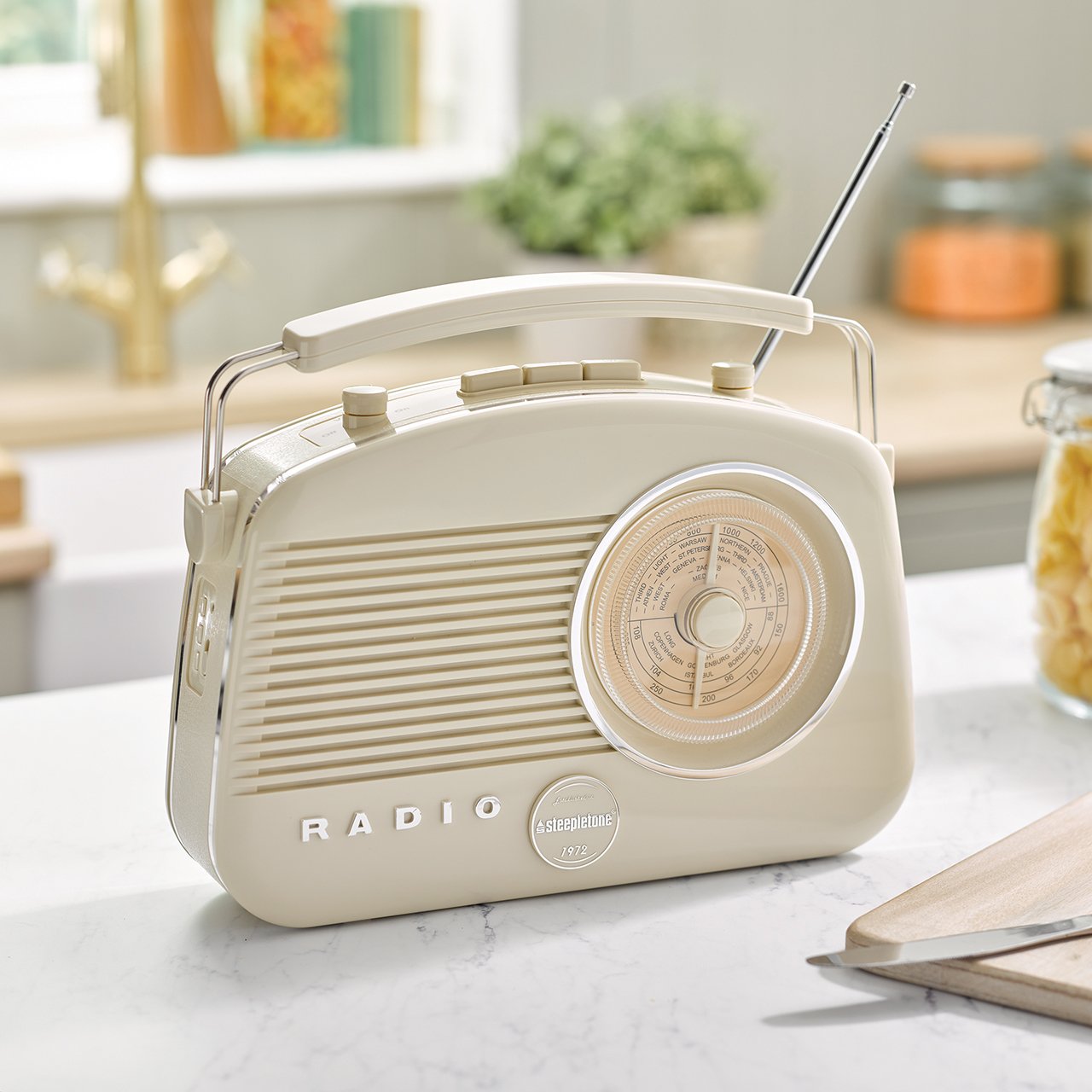 Retro Style Radio