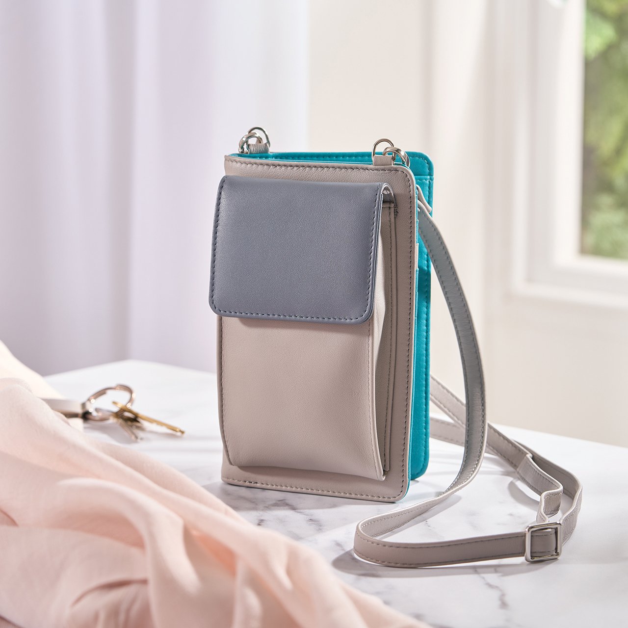 Multi-Holder Cross Body Bag