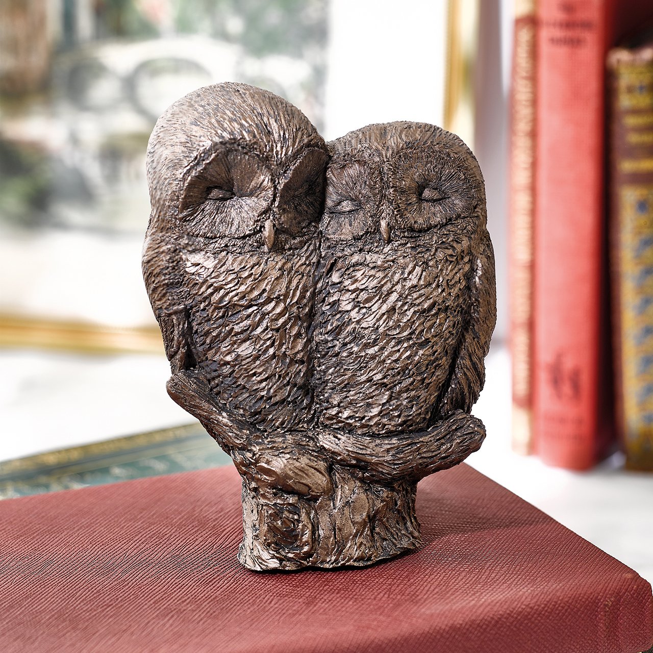 Friendly Owls Statue