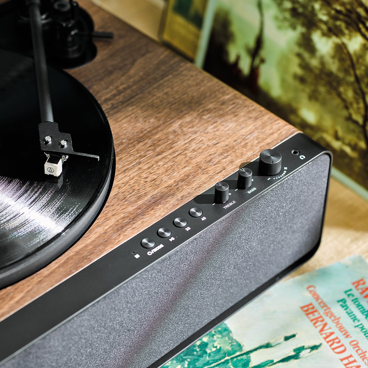 Richmond Turntable with Bluetooth