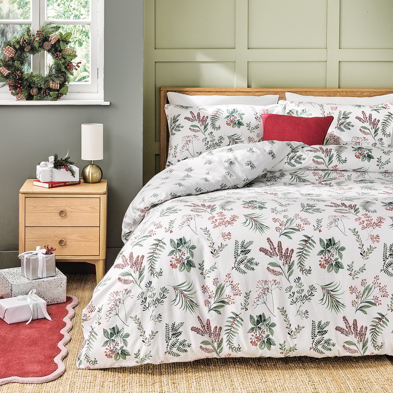 Tumbling Sprigs Duvet Set