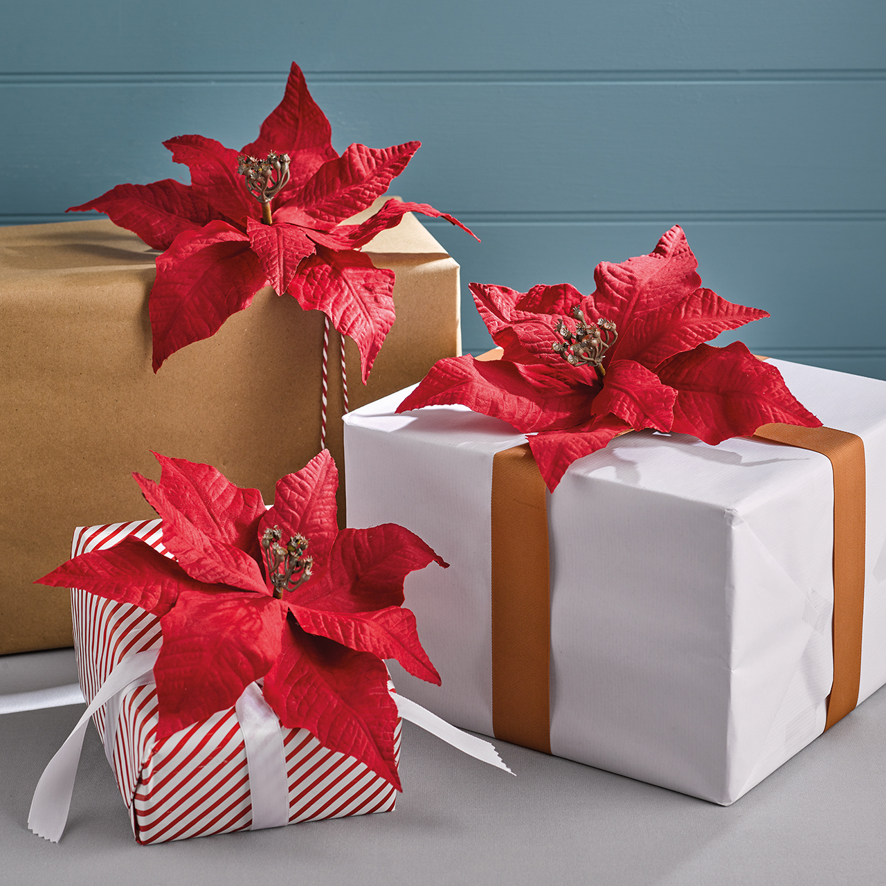 Poinsettia Clips, Set of 6