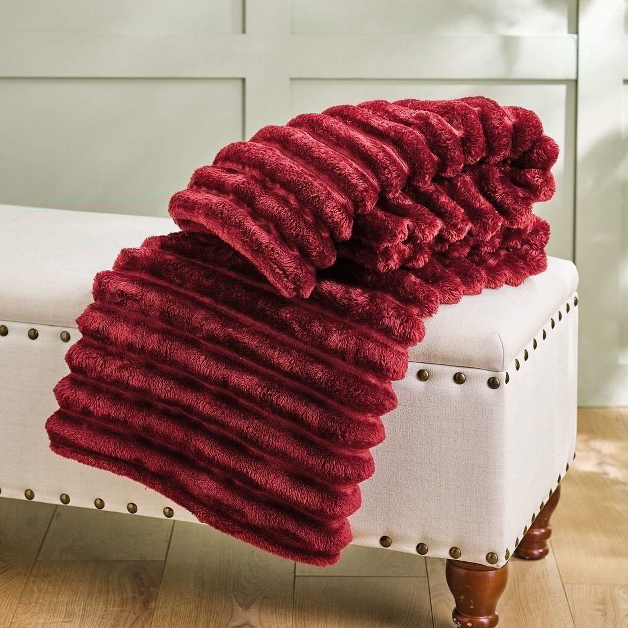 Super Soft Ribbed Throw