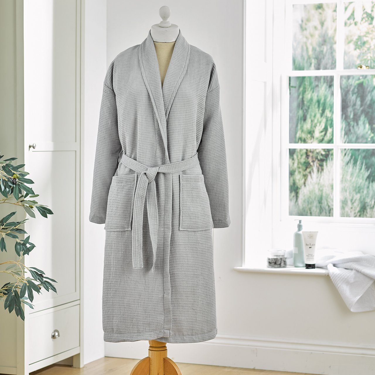 Lightweight Waffle Robe