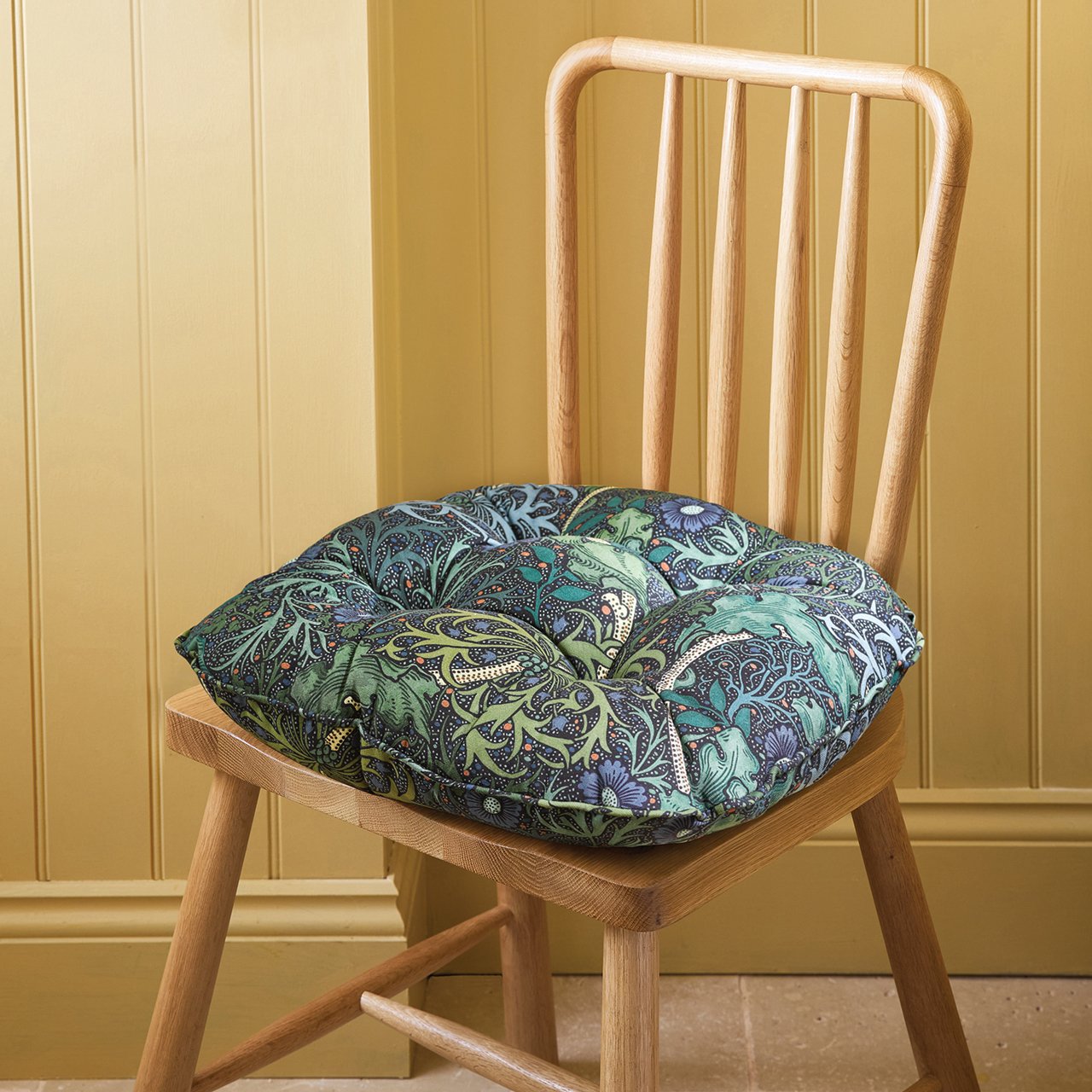 William Morris Button-effect Dining Seat Cushions