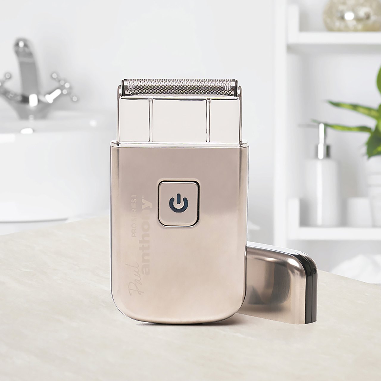 Rechargeable Travel Foil Shaver