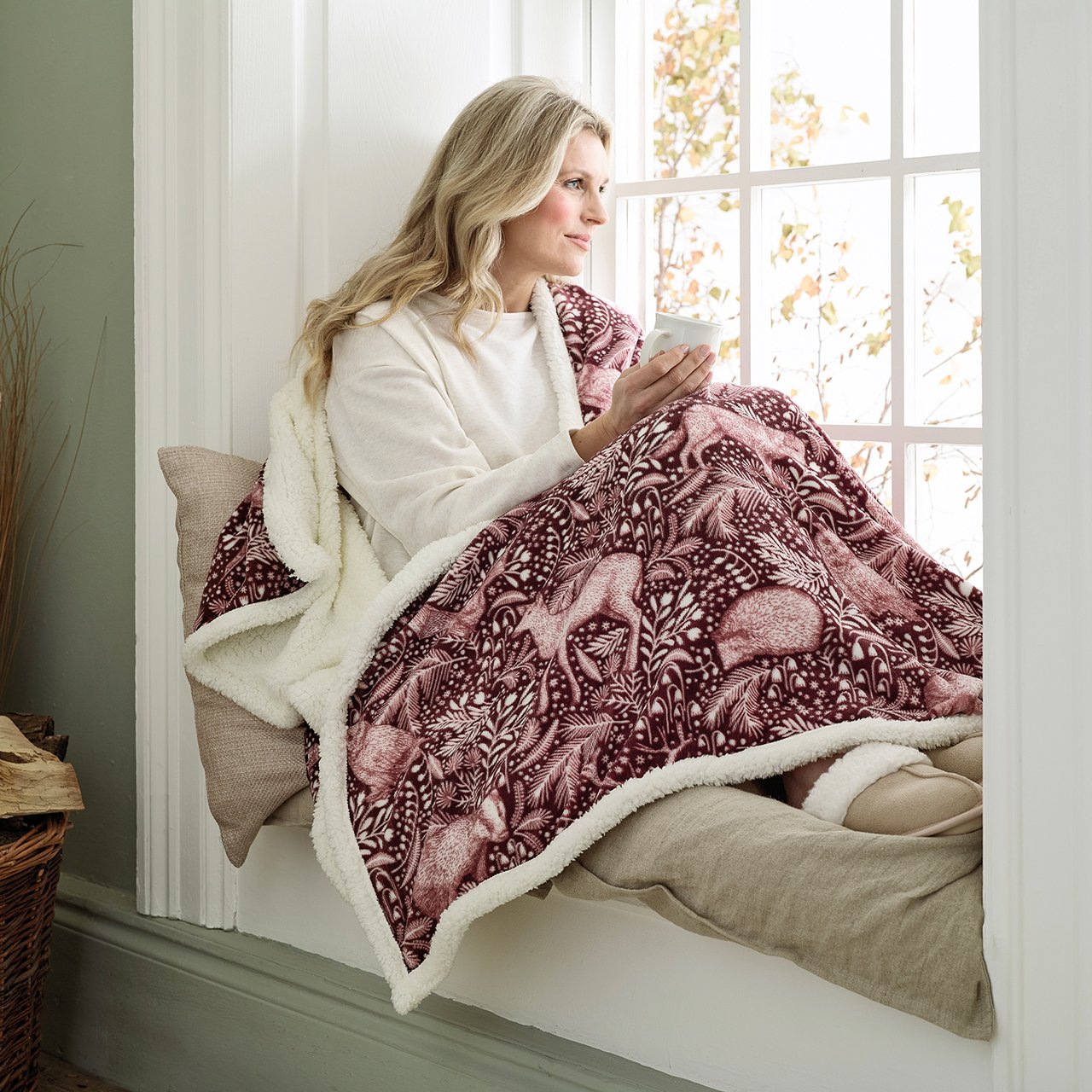 Woodland Heated Throw