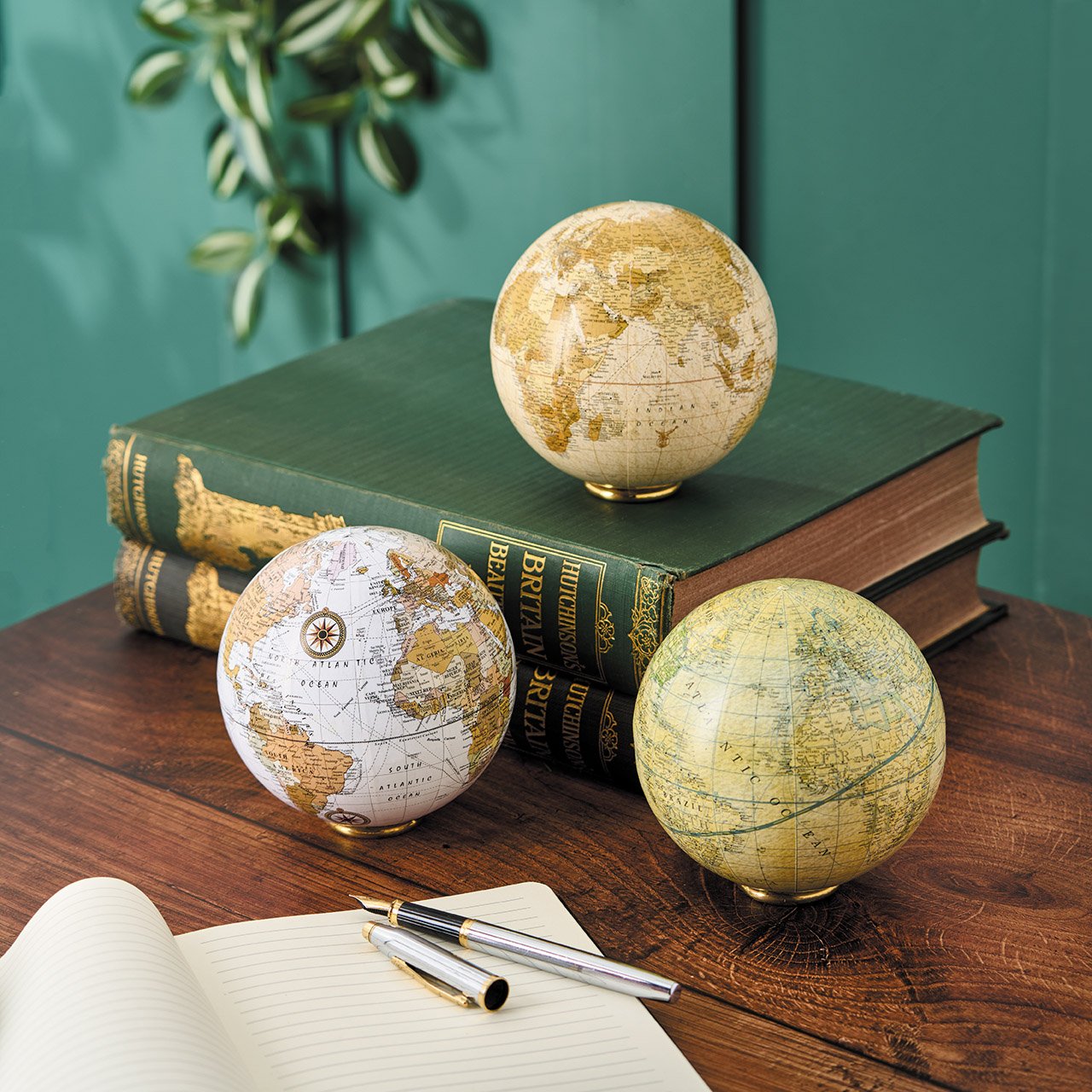 Exploration Globe Set