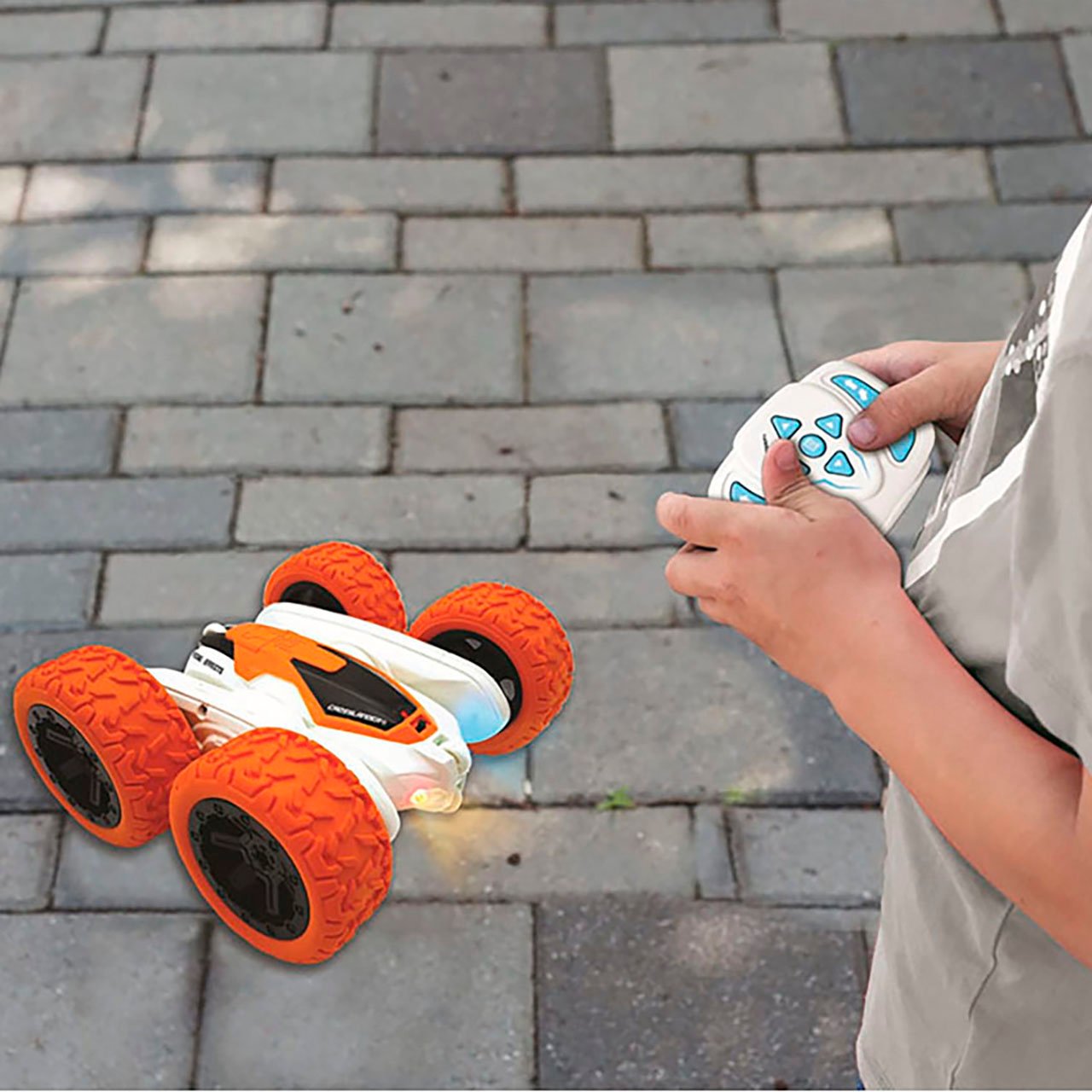 Crosslander RC Stunt Car