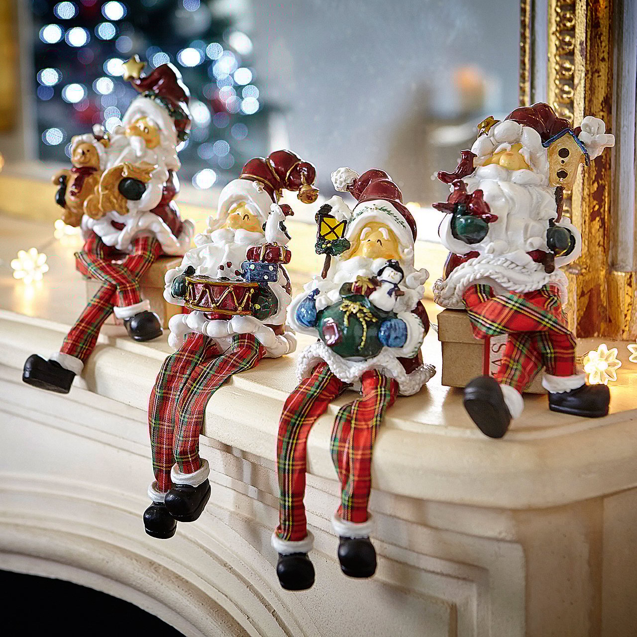 Shelf-sitting Santas, Set of 4