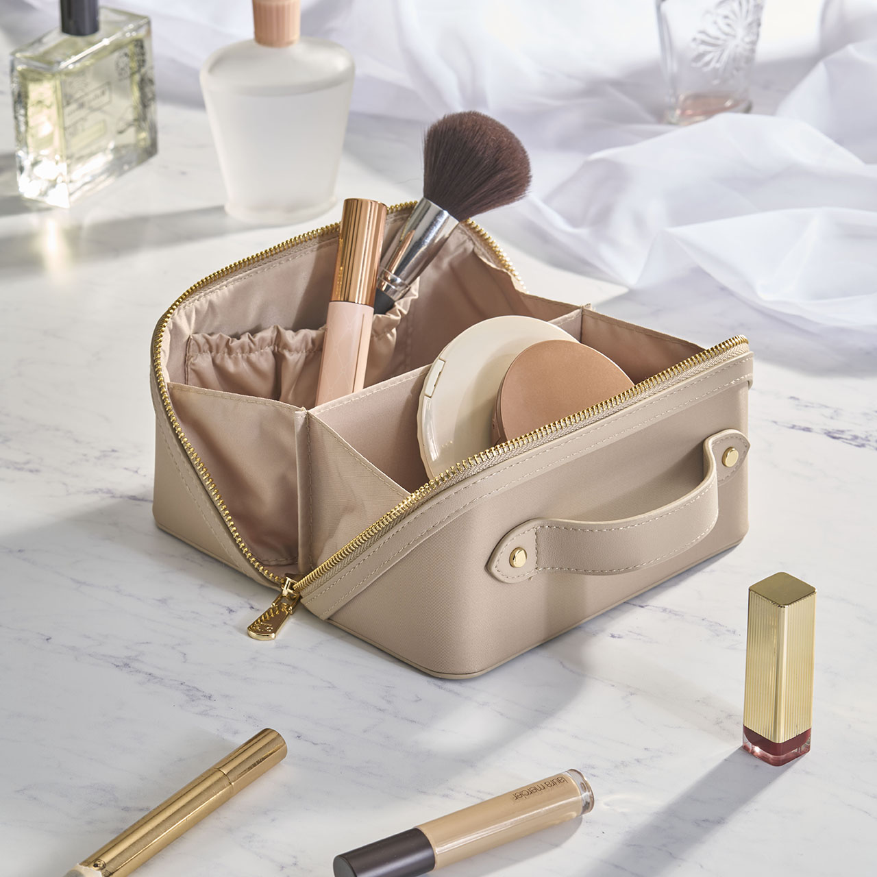 ‘Train Case’ Make-up Bag 