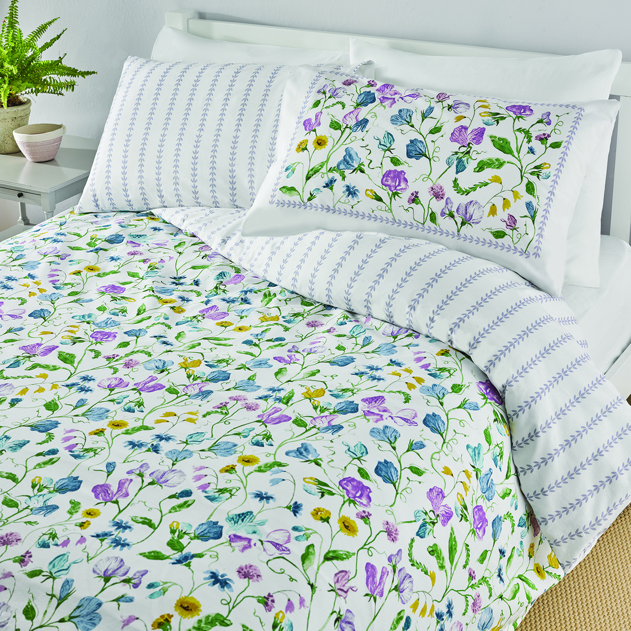 Sweetpea and Stripes Duvet Set