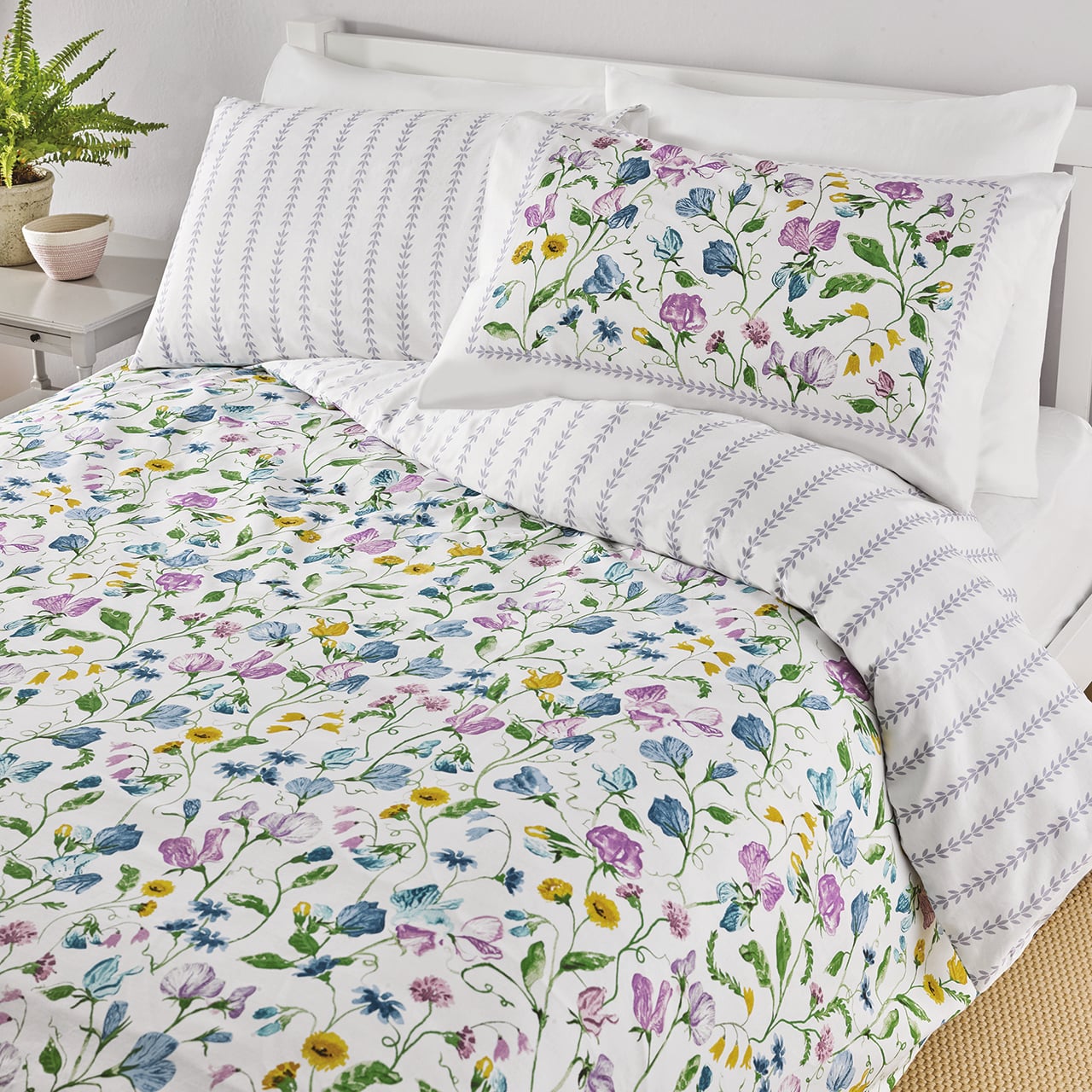 Sweetpea and Stripes Duvet Set