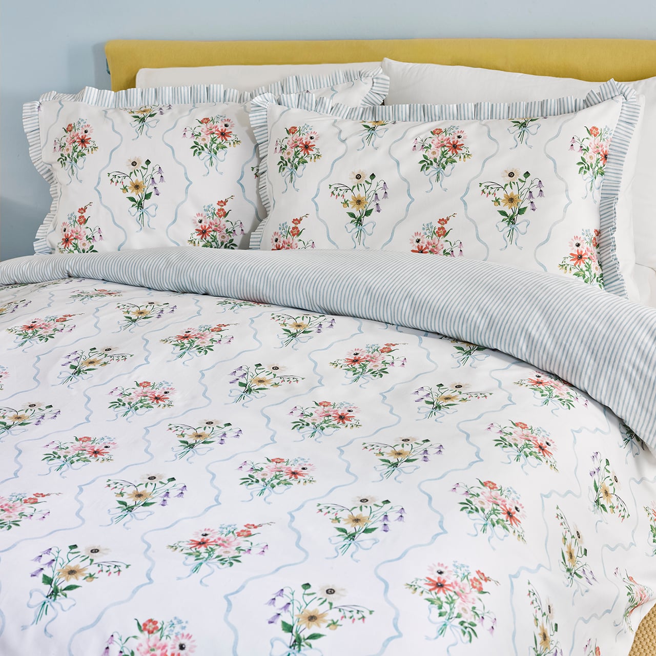 Ribbon Posies Duvet Set