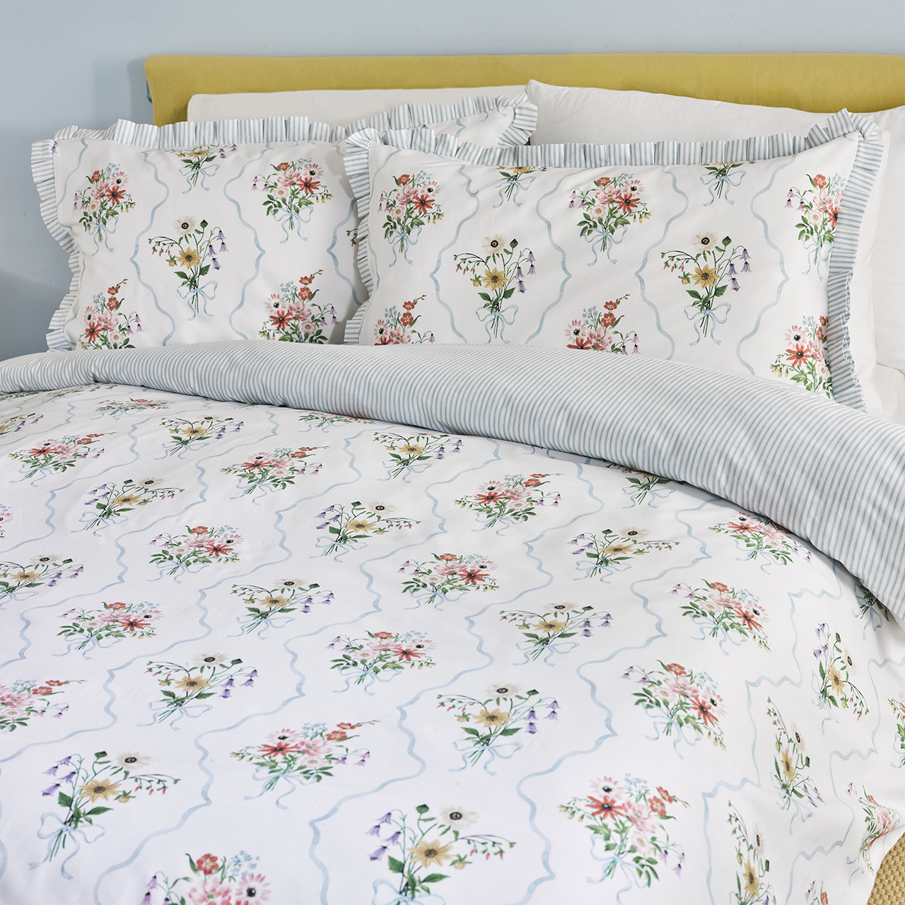 Ribbon Posies Duvet Set