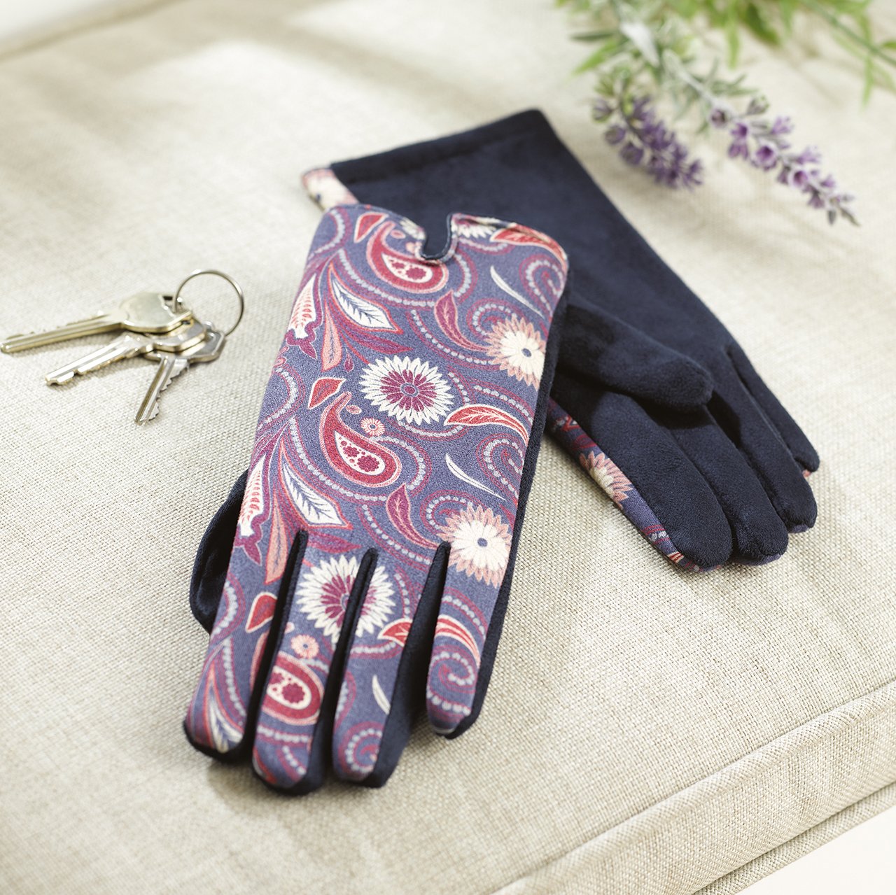 Faux Suede Paisley Gloves