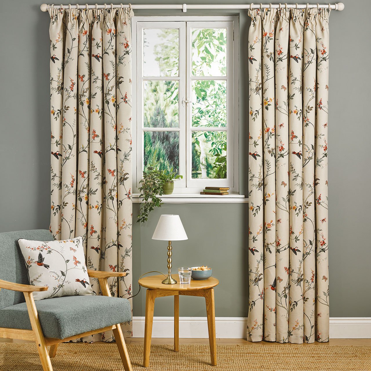 Lapstone Curtains