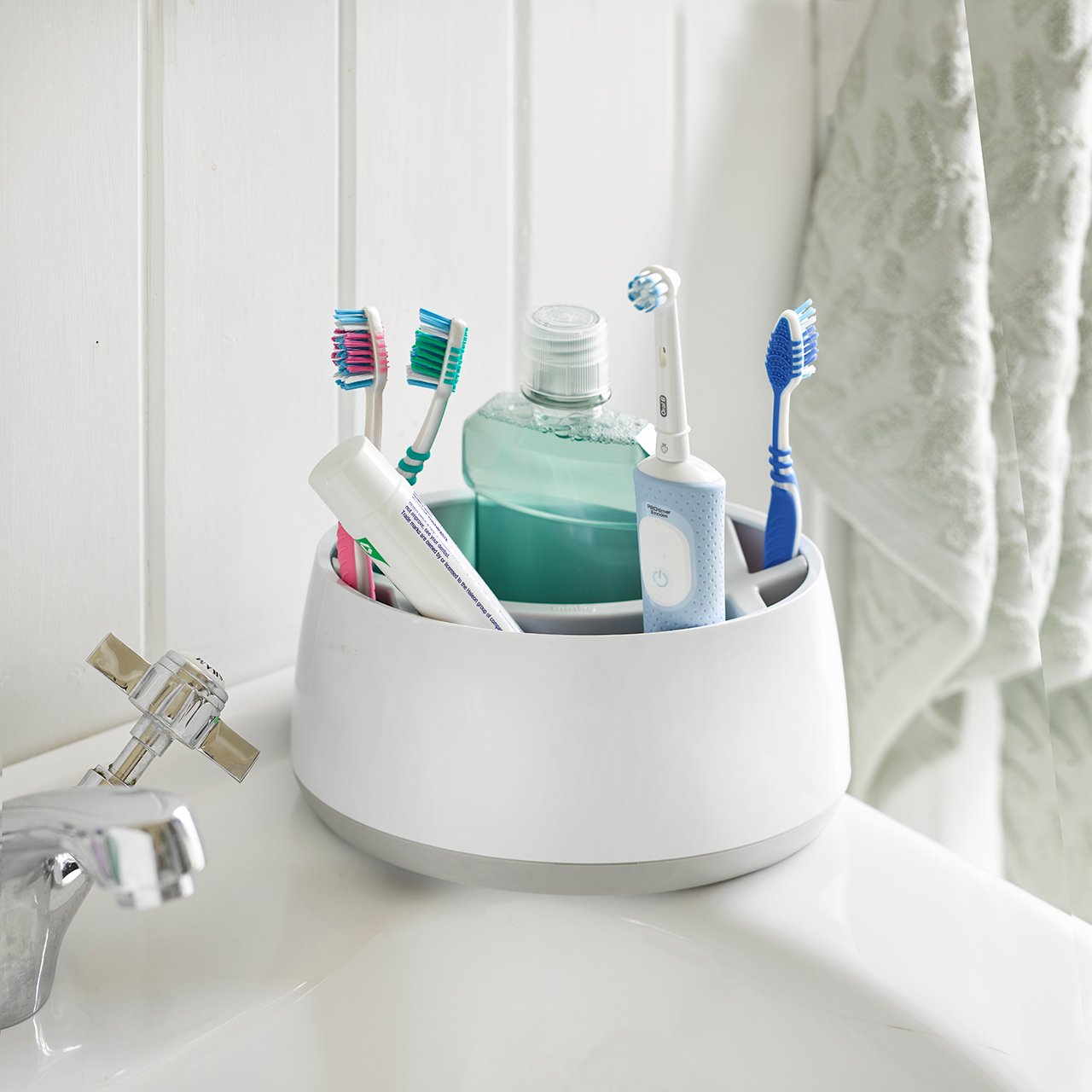 Easy Clean Electric Toothbrush Holder