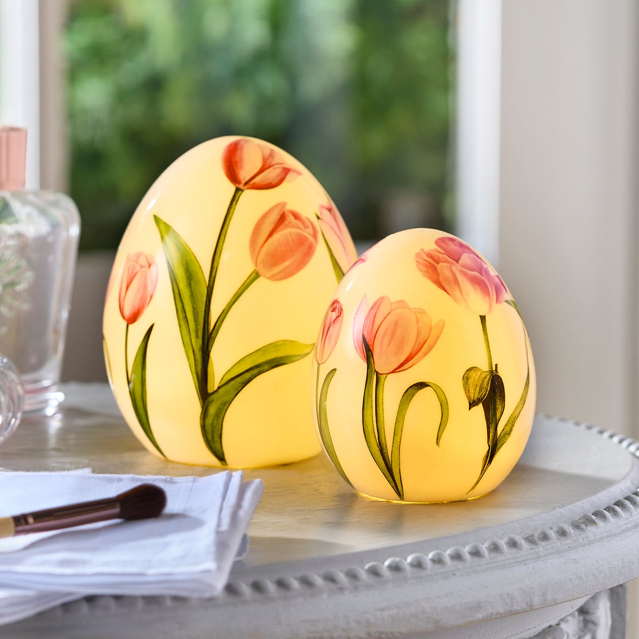 Tulip Globe Lights, Set of 2